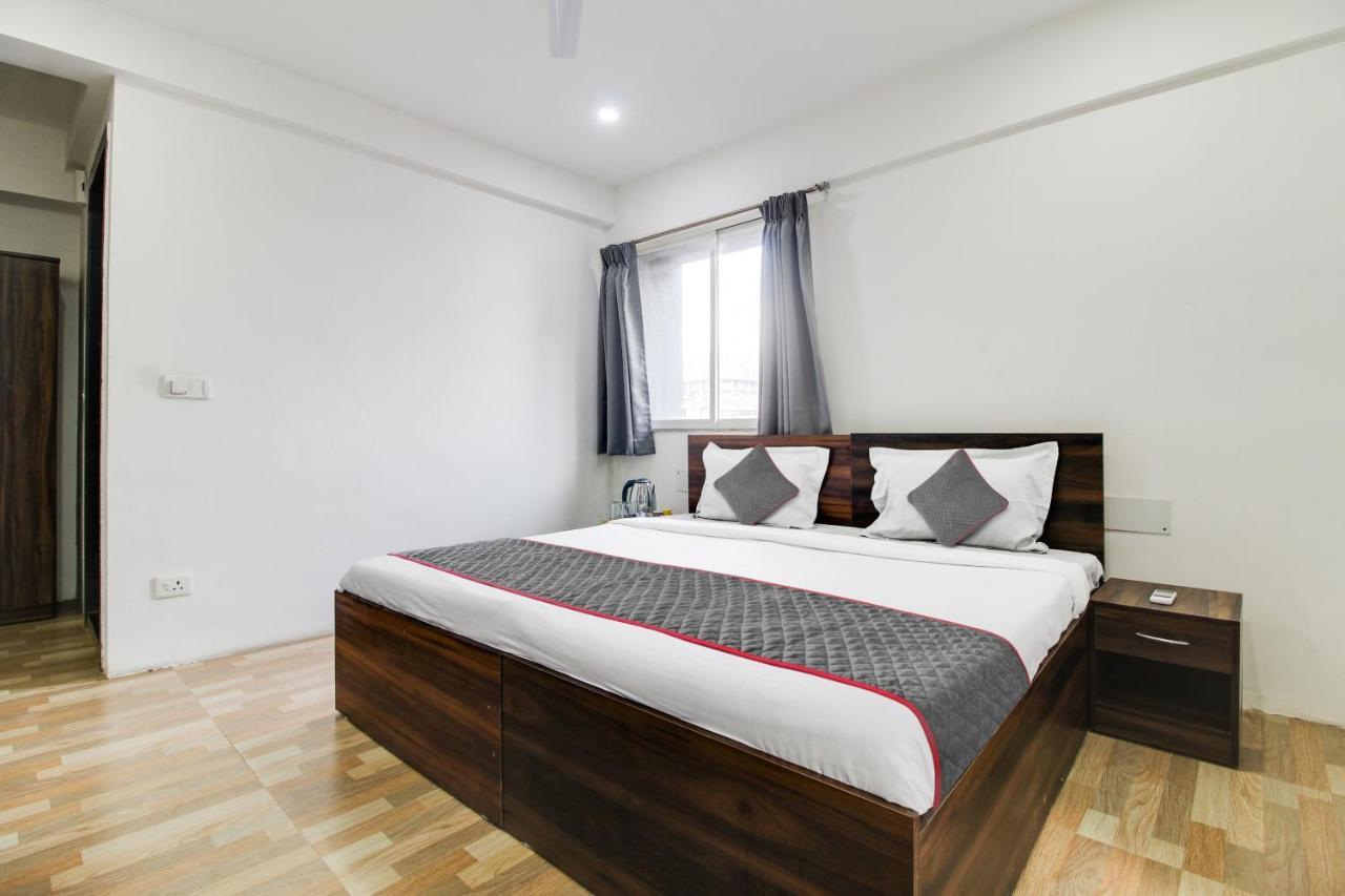 Super Oyo Townhouse 1237 Balewadi Hotel Meribel Village Ngoại thất bức ảnh